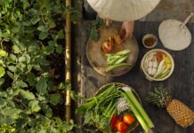 Europenii mănâncă mult mai puțin decât în pandemie. Polițiștii locali vor bani mai mulți.