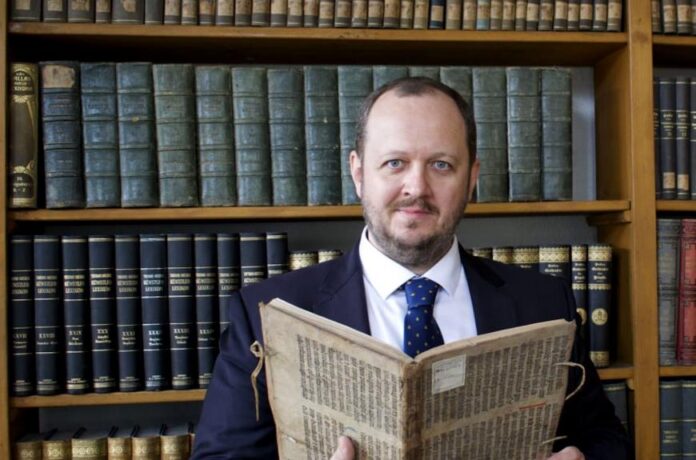 CUM A DEVENIT ADRIAN PAPAHAGI GROPARUL FUNDAȚIEI CREȘTIN-DEMOCRATE? DELAPIDĂRI, BATJOCURĂ ȘI RISIPĂ ÎN NUMELE DOMNULUI