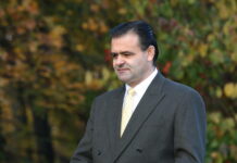 PIULIȚA LUI TARKOVSKI SAU DESPRE NEVOIA OMULUI DE AUTOILUZIONARE