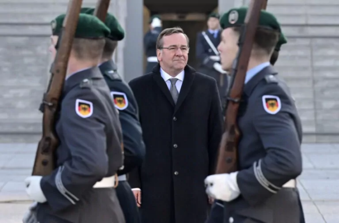 Germania revine la serviciul militar național, începe anul ăsta cu minimum 5000 de noi recruți!