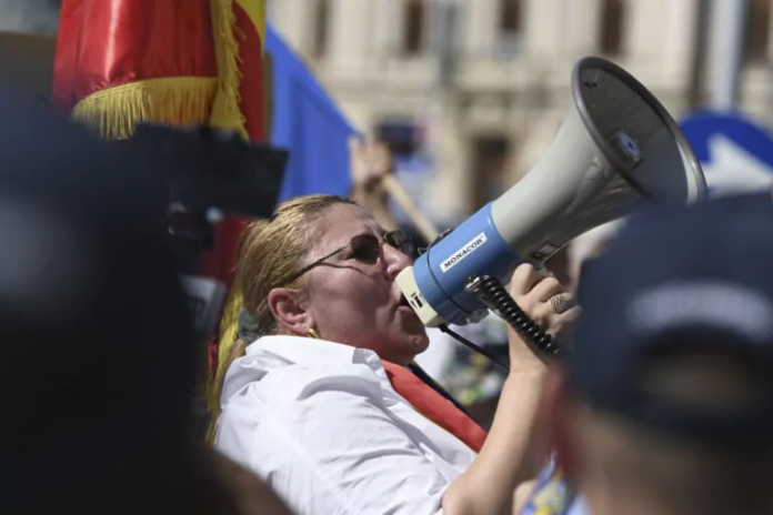 EXCLUSIV Diana Șoșoacă și Luis Lazarus, europarlamentari SOS, respinși de partidul german de extremă dreaptă AFD