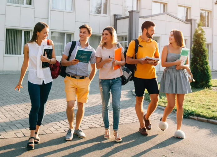 Petrișor Peiu: Tinerii nu mai sunt interesați să se lupte pentru democrație. Din păcate se pierde și apetitul pentru antreprenoriat, conservatorism și valori liberale