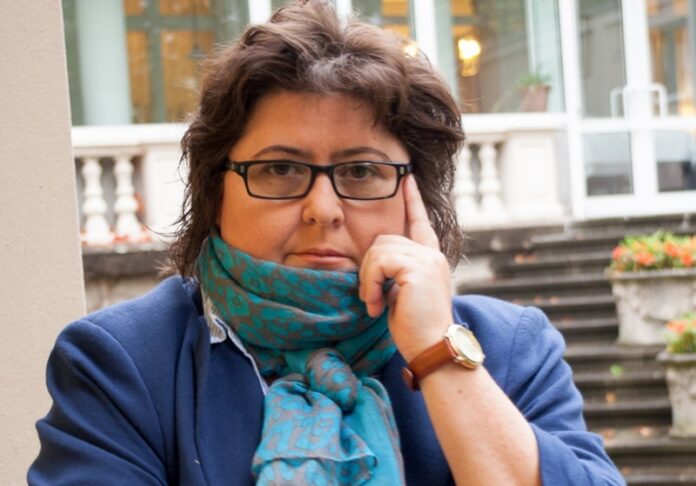 Alina Mungiu despre ce ne prezic populismul și securismul românesc pentru 2025!