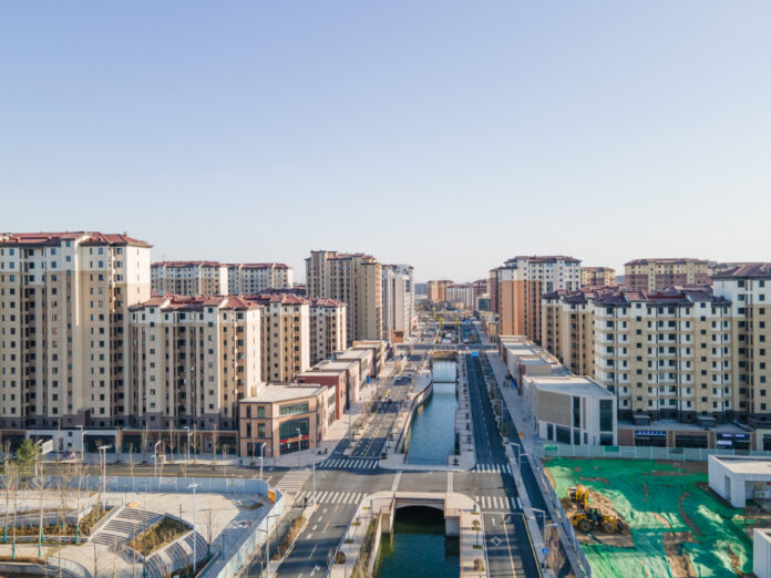 Iulian Ionescu despre senzaționalul și transumanistul experiment chinez: “Orașul ORWELL”!