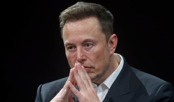 Elon Musk își mută afacerile, exasperat de transsexuali și drogați!