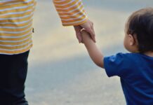 Absolut șocant: O mamă și-a pierdut copilul din cauza sesizării unui medic!