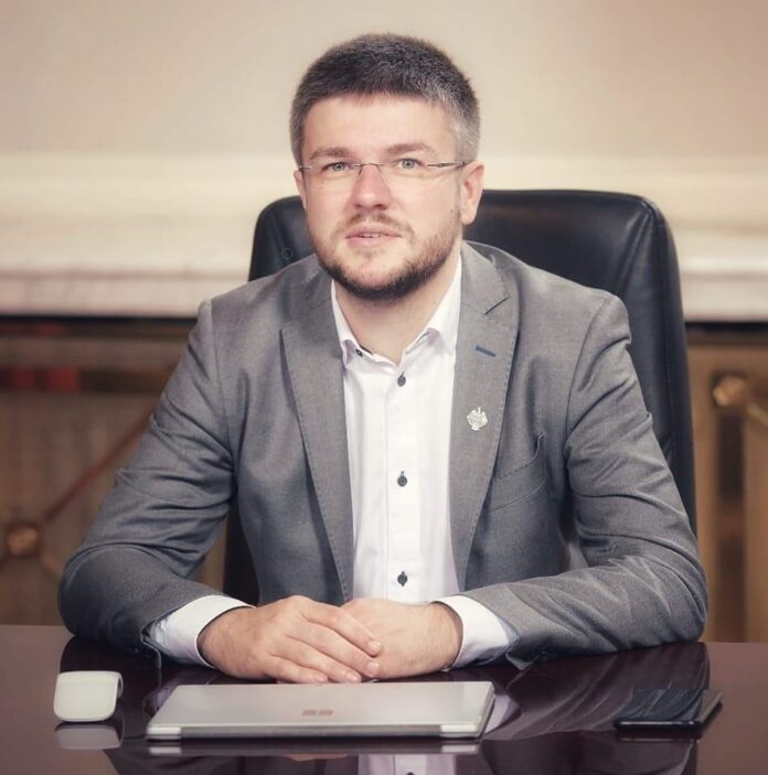 Dosar de candidat – Irineu Darău, senator USR. „Sunteți corupți, dar rămân cu voi”