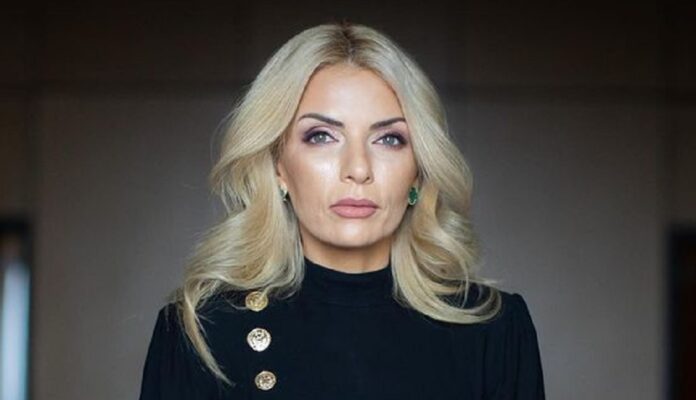 Dosar de candidat – Laura Vicol, PSD. „Sunt bogată, dar mai vreau!”