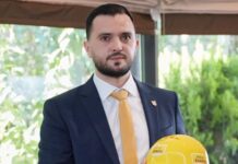 Dosar de candidat, Mihai Enache, AUR. „Sunt incompetent dar vreau în parlament”