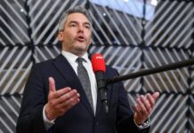 Jurnalist austriac descrie modul securistic în care e condusă țara sa: “Mafia partidului lui Nehammer sufocă Austria!”