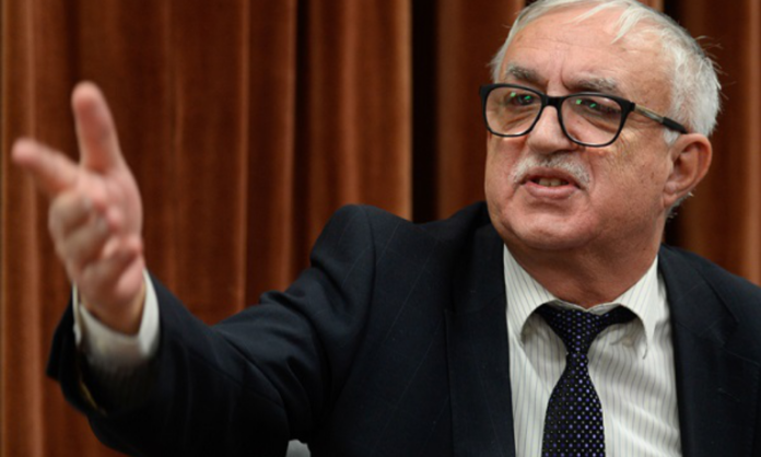 Bomba lui Zegrean: “Iohannis nu poate să candideze în ultimele trei luni de mandat!”