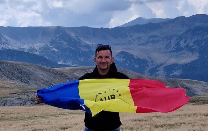 Dosar de candidat – Tiberiu Bârstan, AUR. Motto – „Judec imperiul Austro-Ungar și mă bat cu Hamasul din Deva. După ce termin, promit că învăț și procedurile”