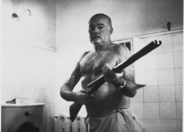 Hemingway și sportul: “Există doar 3 sporturi pe lumea asta, restul sunt jocuri!”