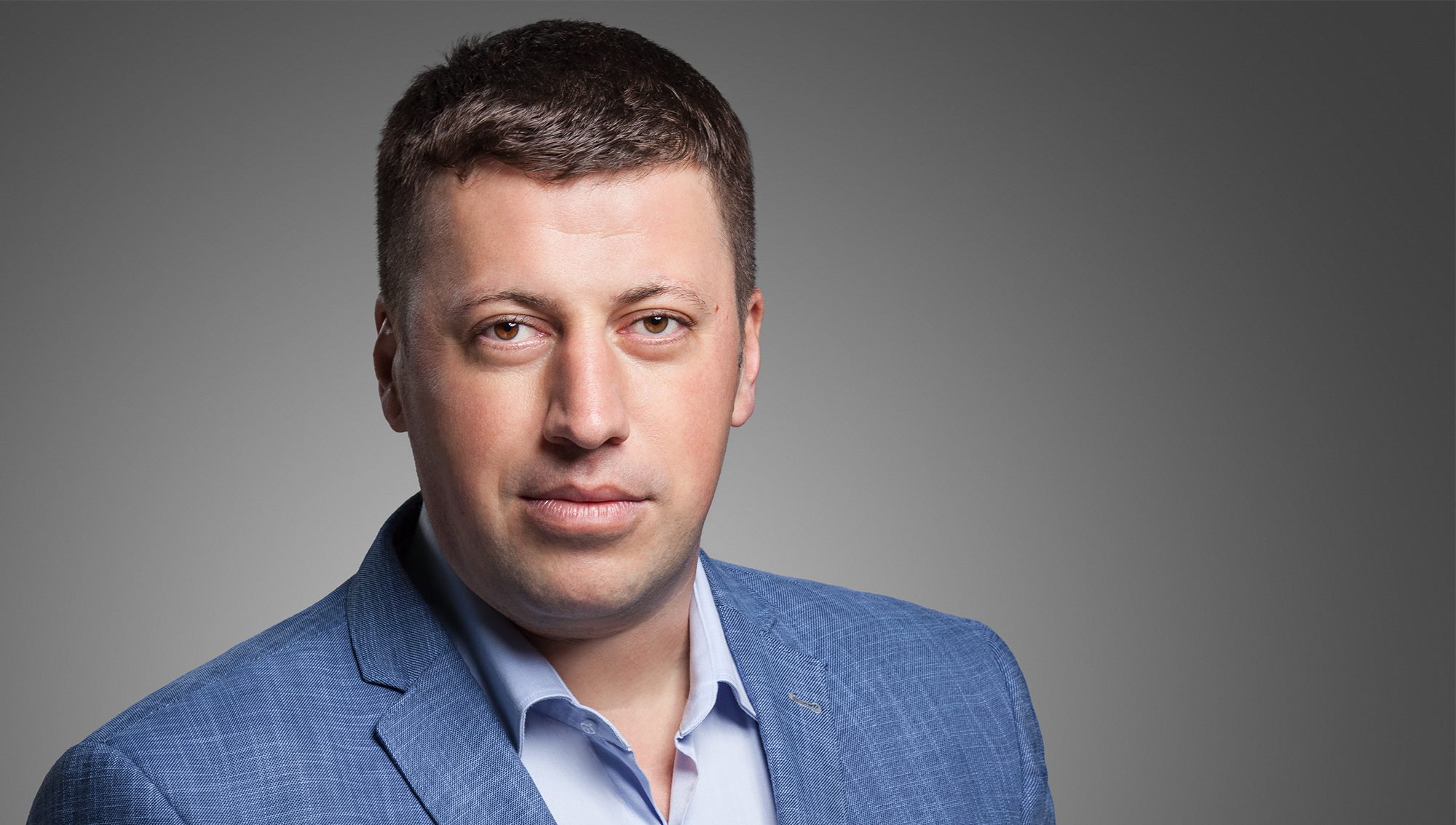 Octavian Rau Liviu Alexa: O ipocrită din haita lui Boc face pe moralista pe bani ...