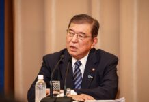 Noul premier japonez dă șah Americii! Vrea structură distinctă de apărare asiatică