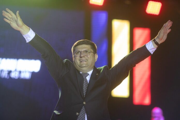 Deputatul AUR Ringo Dămureanu îi acuză pe George Simion și Marius Lulea că i-au cerut 60.000 de euro ca să îl pună pe listele de candidați