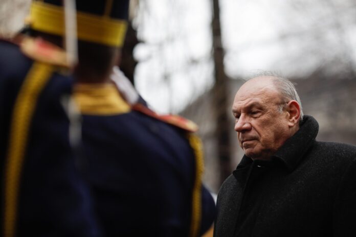 Secretul execuției lui Șoșoacă de la CCR! Marian Enache a avut dosar în rețeaua Securității