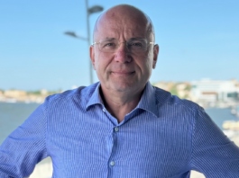 “Ce trebuie să știm / Ca să nu … greșim”: Partidul majoritar părăsește guvernarea, premierul detestat și dovedit incapabil refuză să demisioneze, opoziția suveranistă declară că nu sprijină parlamentar un guvern cu partide din actuala Coaliție. Criza politică ajunge în poala matematicianului Nicușor Dan, cum o rezolvă?!