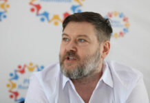 Felix Rache: Dacă votați Simion în turul doi, o să aveți Halloween și în decembrie