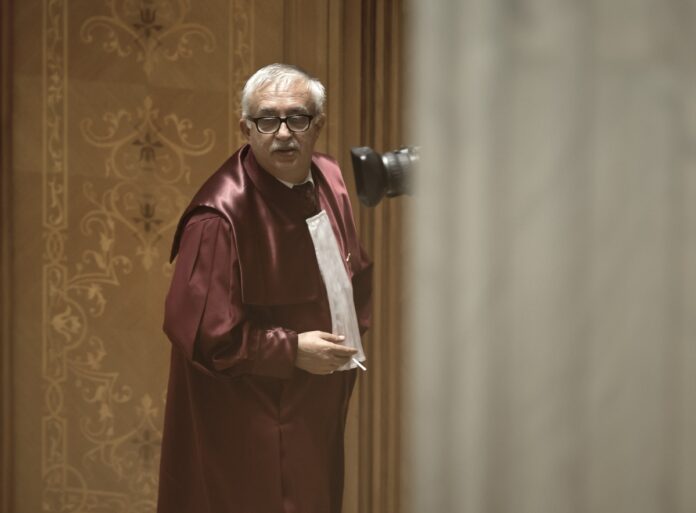 Augustin Zegrean, fost președinte CCR, aruncă în aer cazul Șoșoacă: Va fi greu ca CCR să motiveze decizia