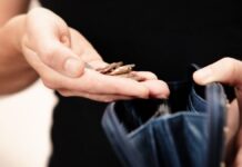 BlackRock, cel mai mare administrator de bani din lume, a depășit active de 11,5 mii de miliarde de dolari, un maximum istoric