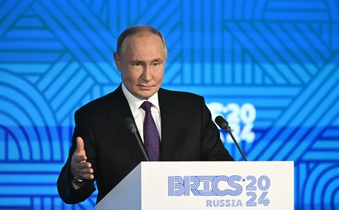 Personalitatea internațională a săptămânii – Vladimir Putin. Izolat de americani și urmărit penal internațional, a reușit prin summitul BRICS+ să obțină decizii ce schimbă Ordinea Mondială!