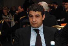 Regele Mall-urilor, Iulian Dascălu, amanetează spaţiul public