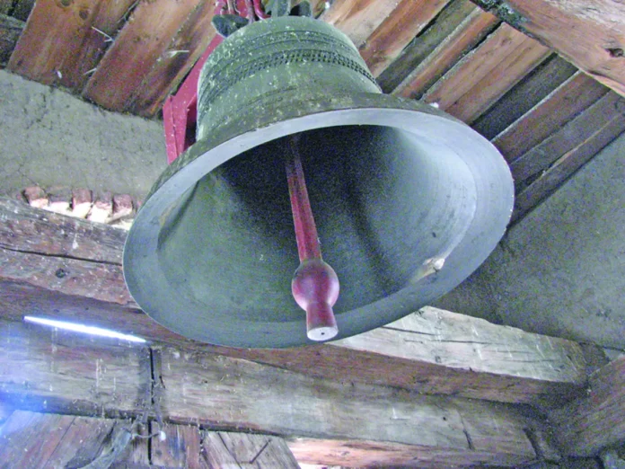 Pentru cine bat clopotele? Armata română și trupele NATO, undă verde pentru apărarea instituțiilor statului