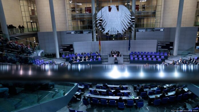 Cancelarul german Olaf Scholz a fost demis: A primit vot de neîncredere