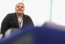 Gușă: Dosarul Diana Șoșoacă, un ”ghiveci cu de toate” servit publicului, cu multiple scopuri. De la CANCEL CULTURE, la disciplinarea europarlamentarei suveraniste, până la diminuarea susținerii pentru Voievod!