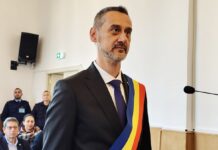 Primarul orașului Slatina, acuzat de Curtea de Conturi că primea două salarii întregi când lucra la primăria Sectorului 5