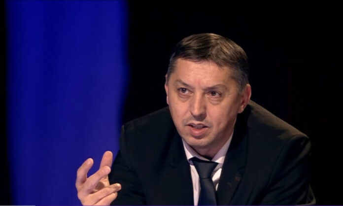 Nistorescu îl demască pe Daniel David! “Rectorul și Frectorul”