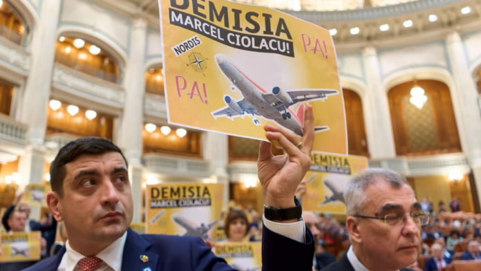 Ghilezan: Jocul de la moțiunea de cenzură indică, în primul rând, problemele mișcării suveraniste românești