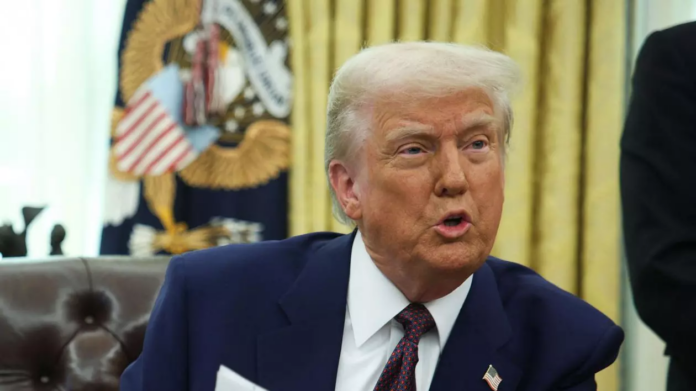 Presa europeană consideră că Trump a aruncat Ucraina sub autobuzul rusesc și consideră că și NATO va avea parte de un tratament samavolnic!