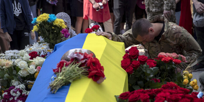 Afaceriștii ucraineni cer 8 milioane de migranți pentru a înlocui ucrainenii decedați