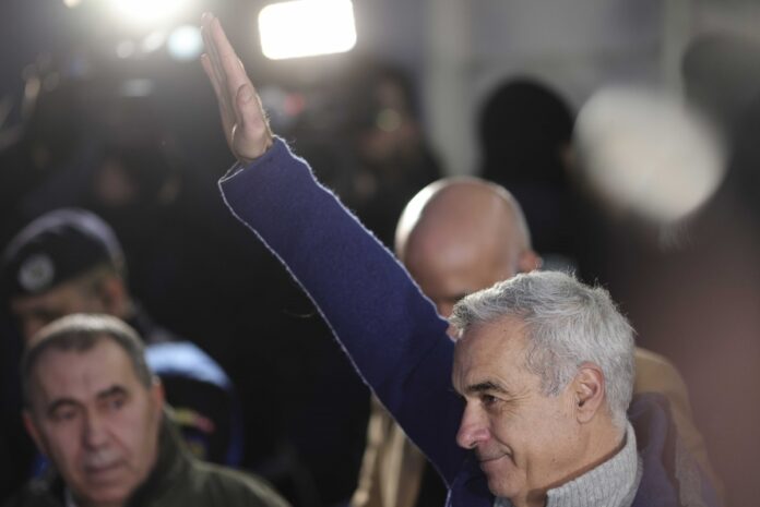 J.D. Vance și Elon Musk au fost înstiințați, din România, despre afinitățile extremiste ale lui Călin Georgescu