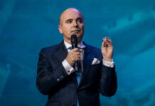 Rareș Bogdan: “Nu vă jucați cu focul doamna Von der Leyen!”