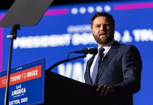 BLOOMBERG: JD Vance ar trebui să ceară scuze României!