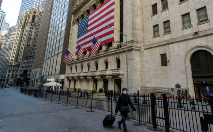 Miliardarul american Ray Dalio: “America se confruntă cu ceva mult mai grav decât recesiunea, anume destrămarea ordinii monetare. DEDOLARIZAREA!”