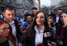 Șefa POT, scrisoare deschisă către TikTok și Facebook: ‘Colaborați cu serviciile secrete din România?’