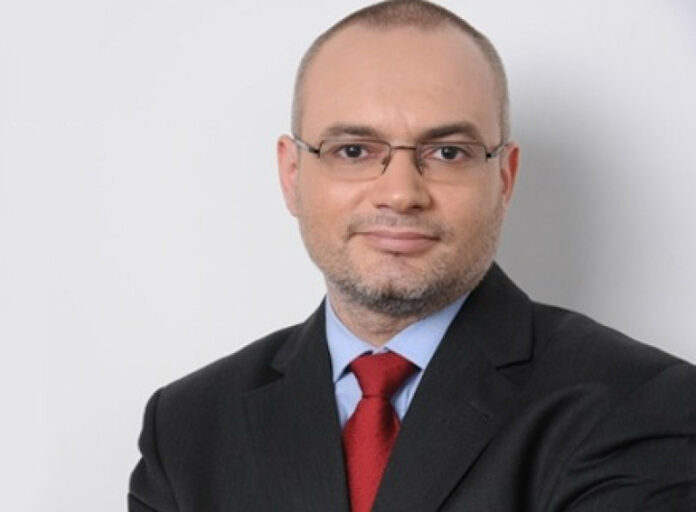 Istoricul Stejărel Olaru: ”Călin Georgescu e un șarlatan cu o strategie bună, o combinație de impostor cu narcisist patologic!”