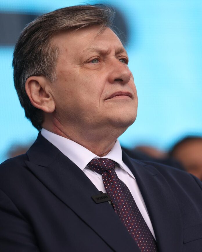 Mesajul de rămas-bun al lui Antonescu: “Rămân îndrăgostit de țara noastră, nu doar de cea care ar fi putut să fie!”