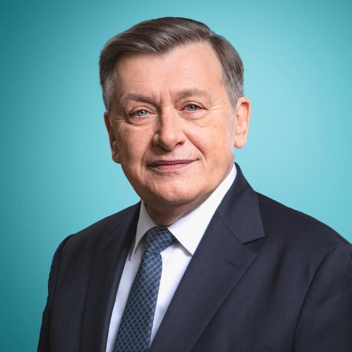 Crin Antonescu: “Nu mi-e frică, dar mi-e silă!”