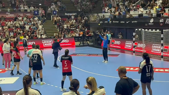 BTI, întrebarea zilei: Va fi desființat președintele Nicușor de Băsescu & #Reziști pentru showul de la Polivalentă?