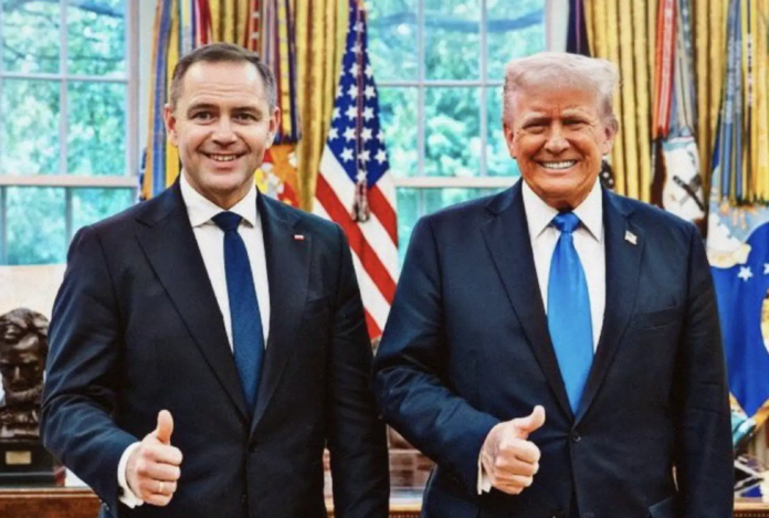 Ghilezan: Suveranistul polonez a câștigat cu sprijinul determinant al Bisericii Catolice, pe când în România BOR a susținut subteran candidatul progresist Nicușor Dan