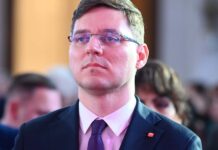 Aflat în SUA, Victor Negrescu (PSD) constată că România are statut de colonie!