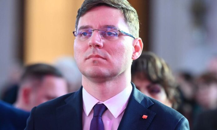 Aflat în SUA, Victor Negrescu (PSD) constată că România are statut de colonie!