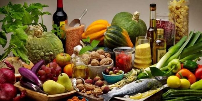 Analiză de excepție! Cine și cum controlează hrana planetei?!