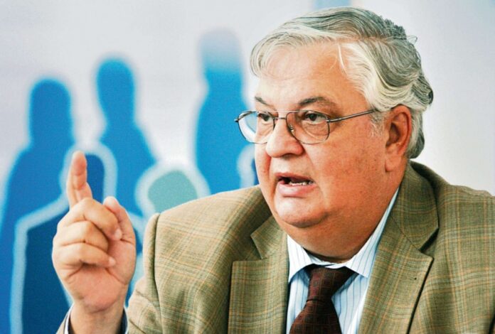 Mircea Coșea: Problemă mare a “pacientului” România este legată de modelul greșit de dezvoltare ce a fost implementat, iar acum “tratamentul” aplicat de Guvernul Bolojan poate fi unul fatal. Contextul geoeconomic îi avantajează pe vecinii noștri, noi putem fi potențiale victime