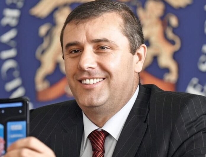 Dragnea la ”Tucă Show”: Capul mafiei este Lucian Pahonțu, el dă ordine tuturor, se sprijină însă pe alți șefi din serviciile secrete și din BOR!